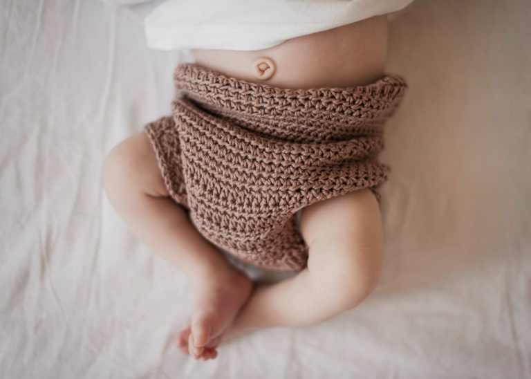 مراقبت از بند ناف نوزاد