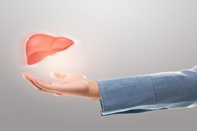 راهنمای کامل: چگونگی انتقال هپاتیت در کودکان و روش‌های پیشگیری و درمان