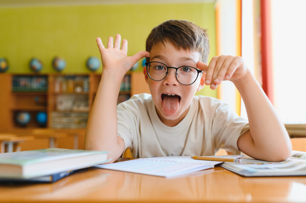 چطور تکالیف کودکان مبتلا به ADHD را مدیریت کنیم؟