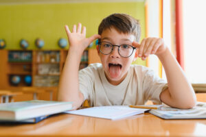 چطور تکالیف کودکان مبتلا به ADHD را مدیریت کنیم؟