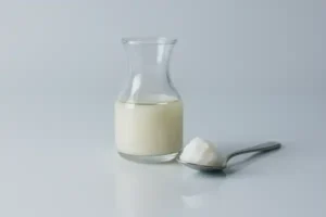 چگونه به نوزاد روغن نارگیل بدهیم؟ شروع غذای کمکی با روغن نارگیل