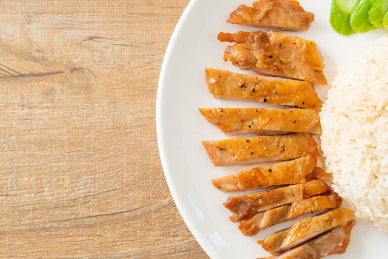 چگونه مرغ را برای نوزادان 6 ماه به بالا آماده و سرو کنیم؟